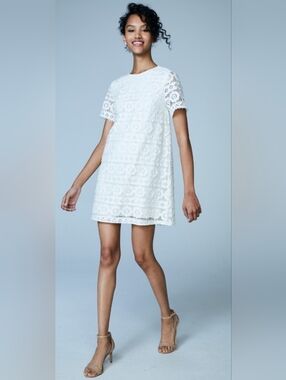 Vow'd White Lace Short-Sleeve Shift Dress - Classic Women’s Dress Medium NWT ❤️